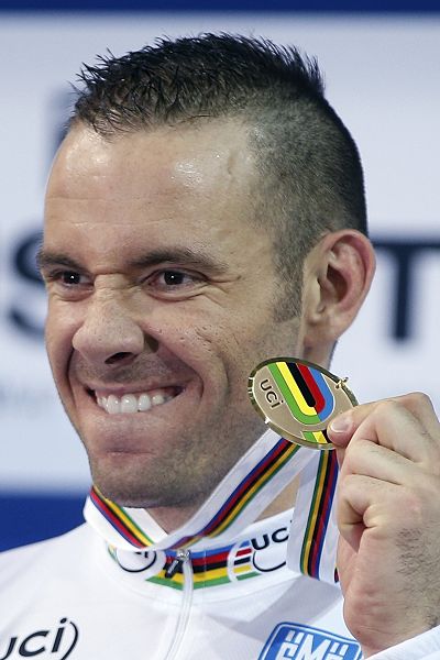 德国名将夺得男子自行车场地赛金牌的简单介绍