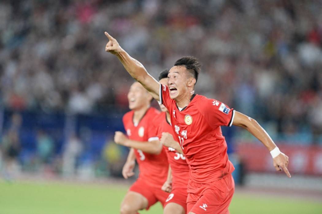 开云体育在线登录-紧张比赛中球队用进球赢得胜利