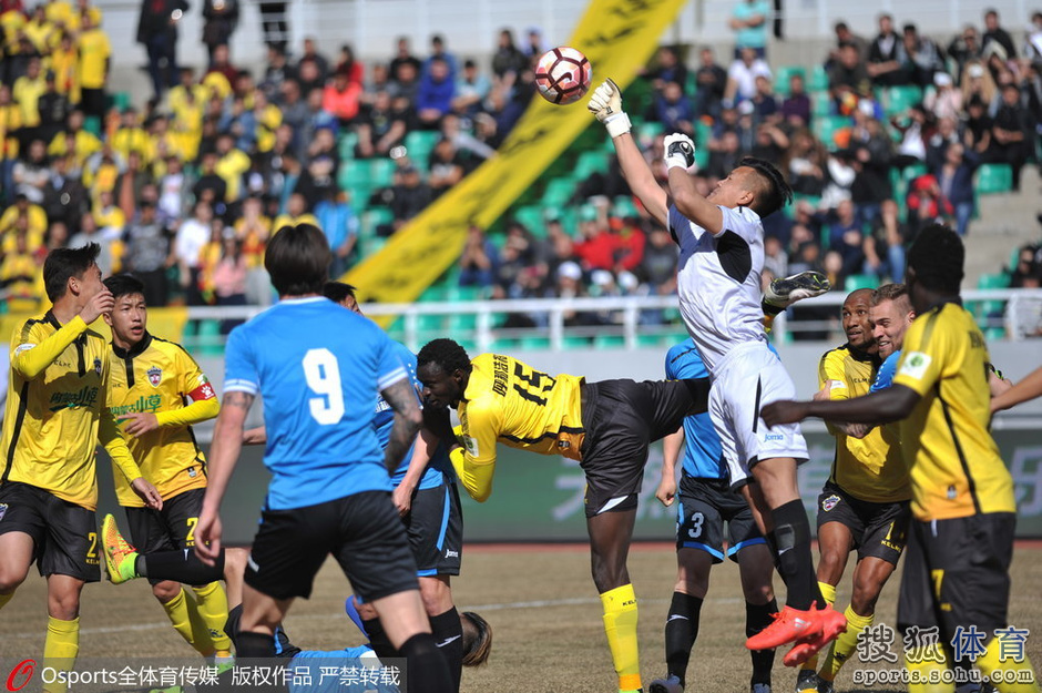 开云体育官网-关于重庆主场力克绿城，结束连败的信息