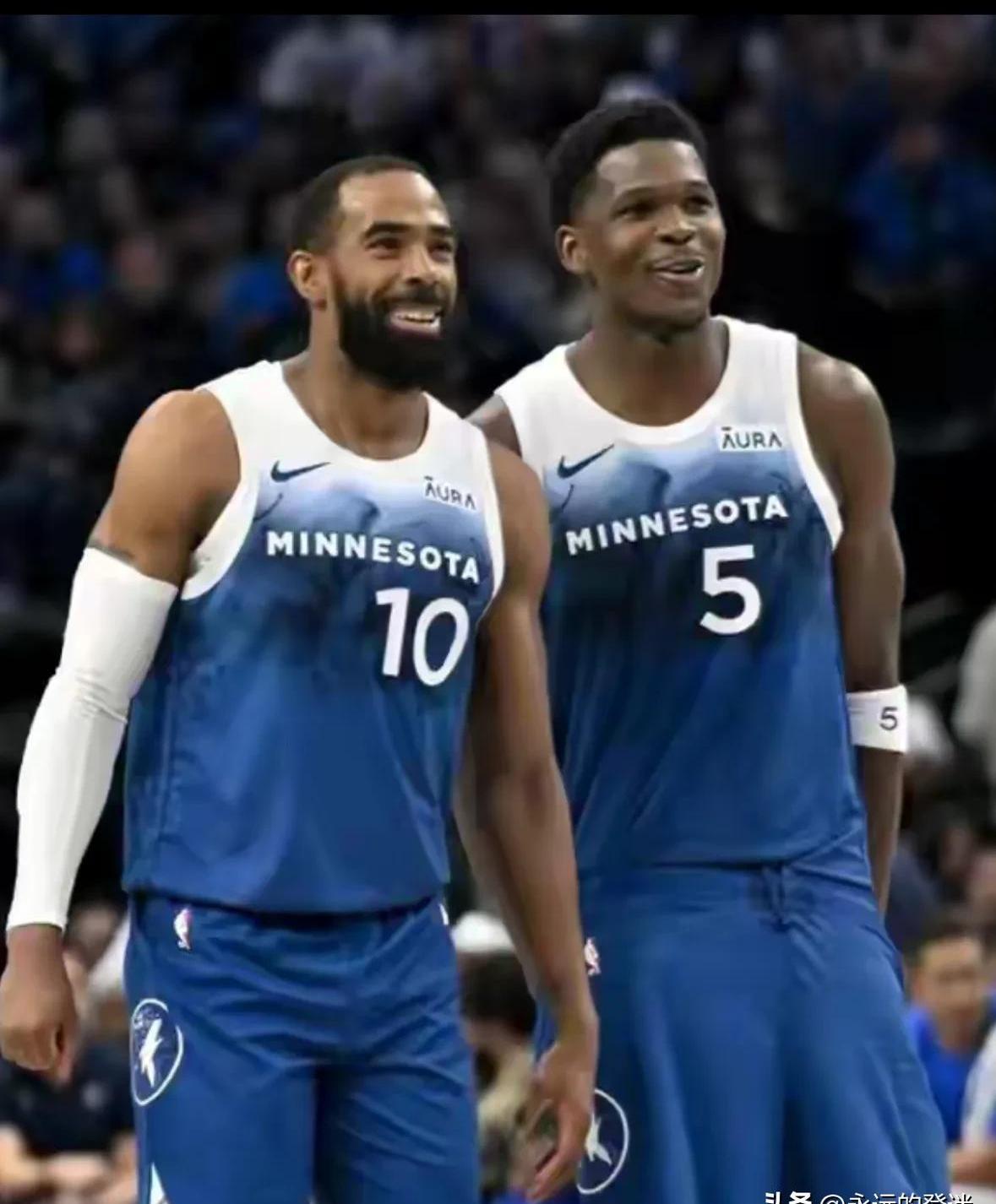 快船主场力克森林狼，取得两连胜