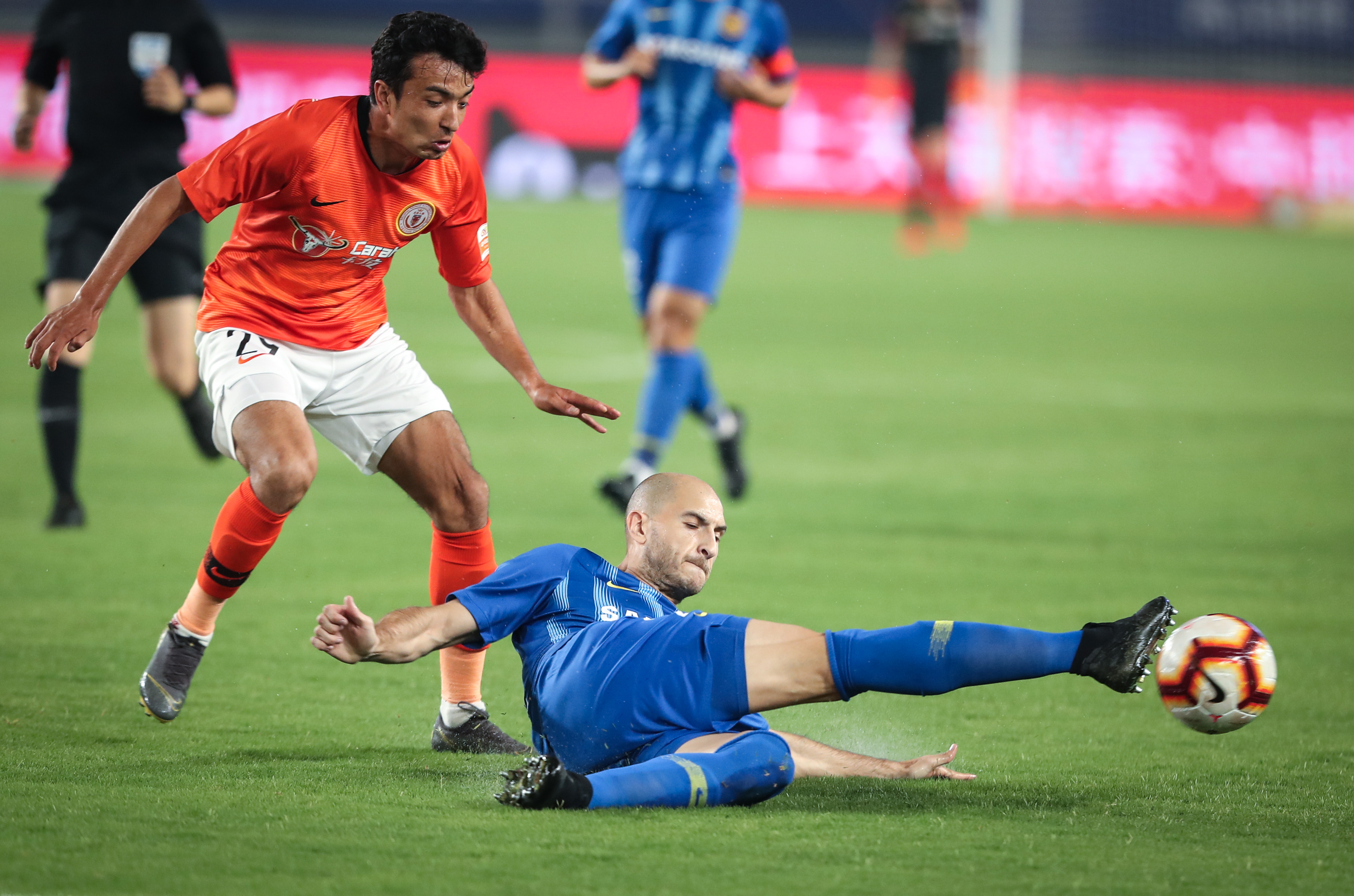 开云体育在线-中场节奏：苏宁中场组织持续稳定助攻进球！的简单介绍