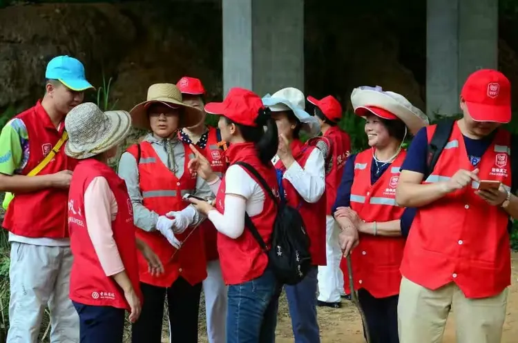 关于队员商议后发力，取得出乎意料胜利的信息