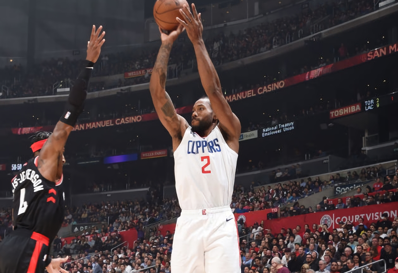 塞维尔球员因伤退出下一场比赛